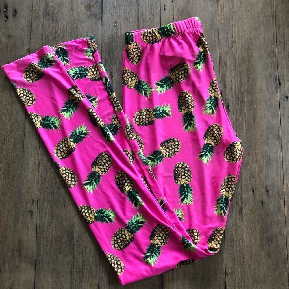 Pink Pineapple Surf Leggings